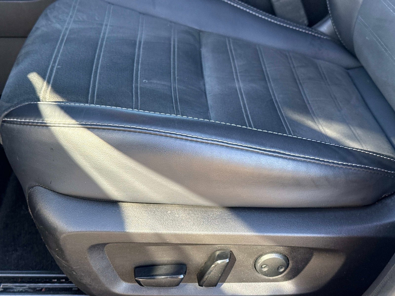 Used 2024 Mitsubishi Outlander SE image 23