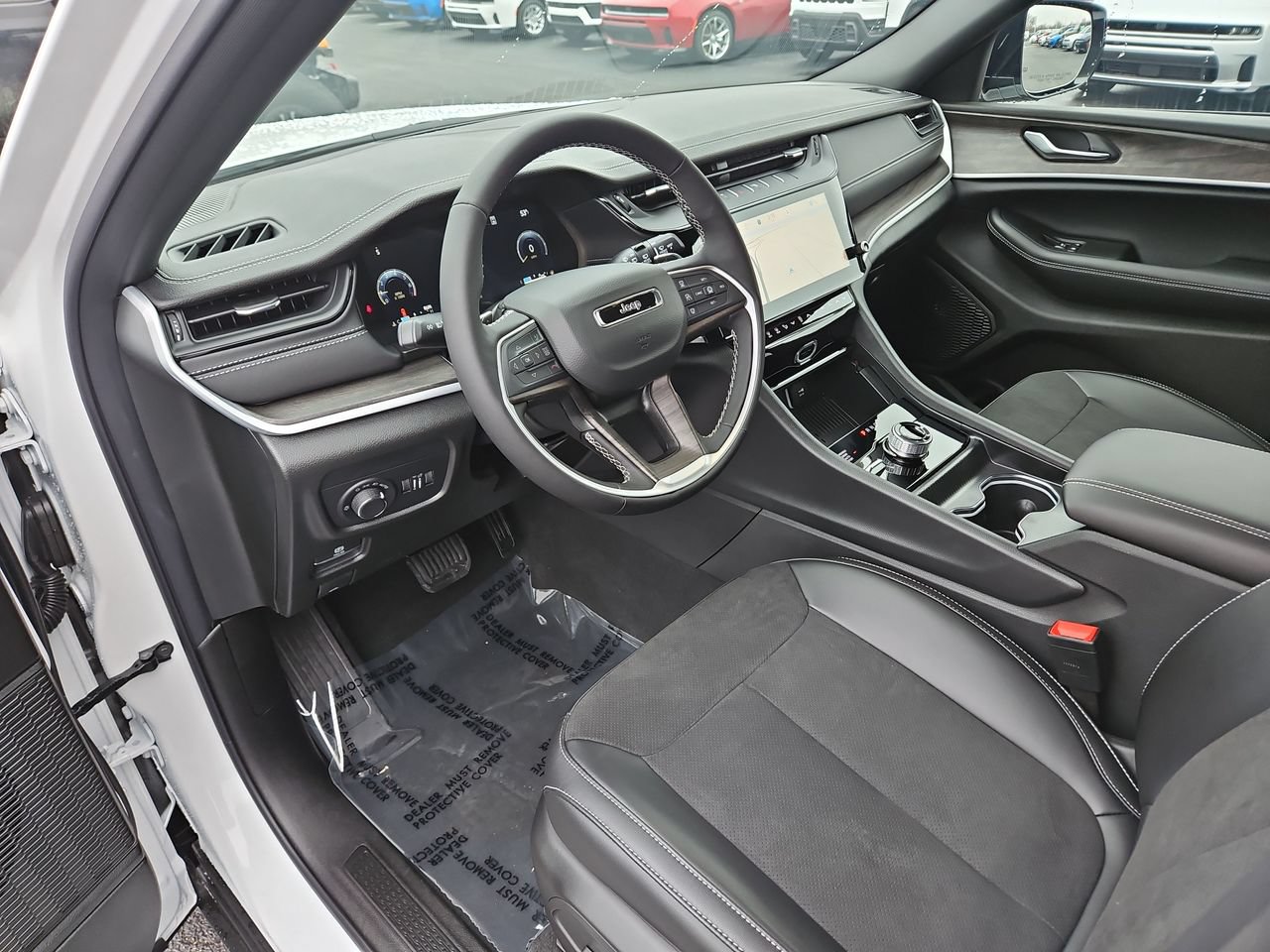 New 2026 Jeep Grand Cherokee Altitude AWD/4WD image 17