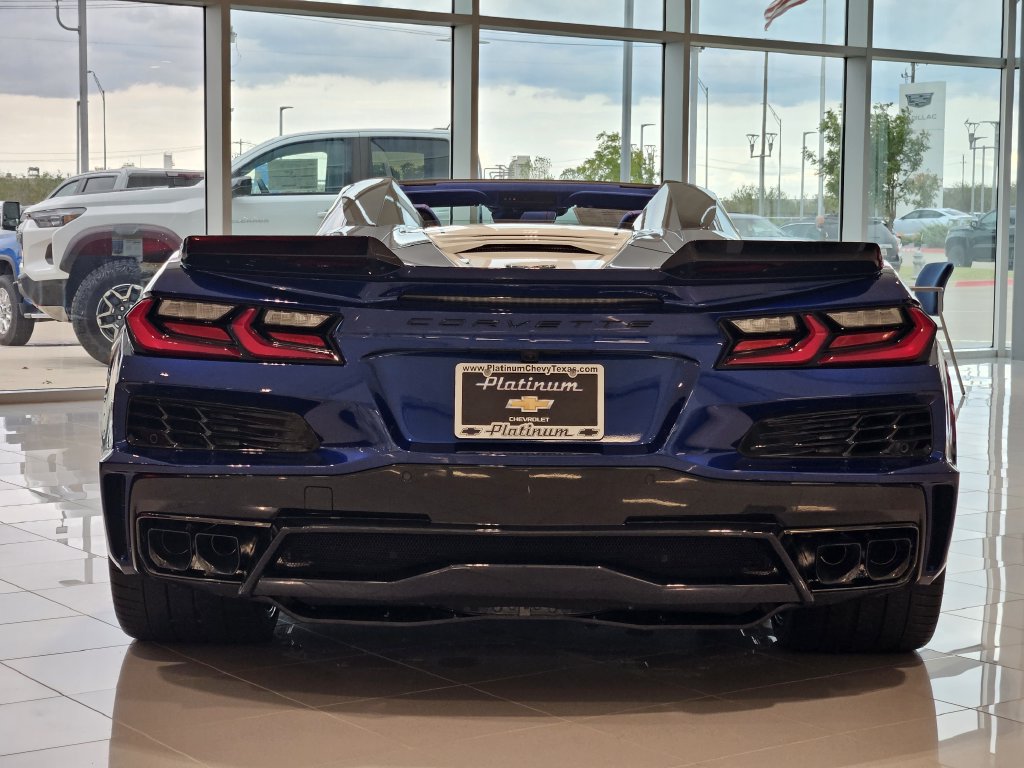 New 2027 Chevrolet Corvette Grand Sport w/ Z52 Sport Performance Package RWD image 8