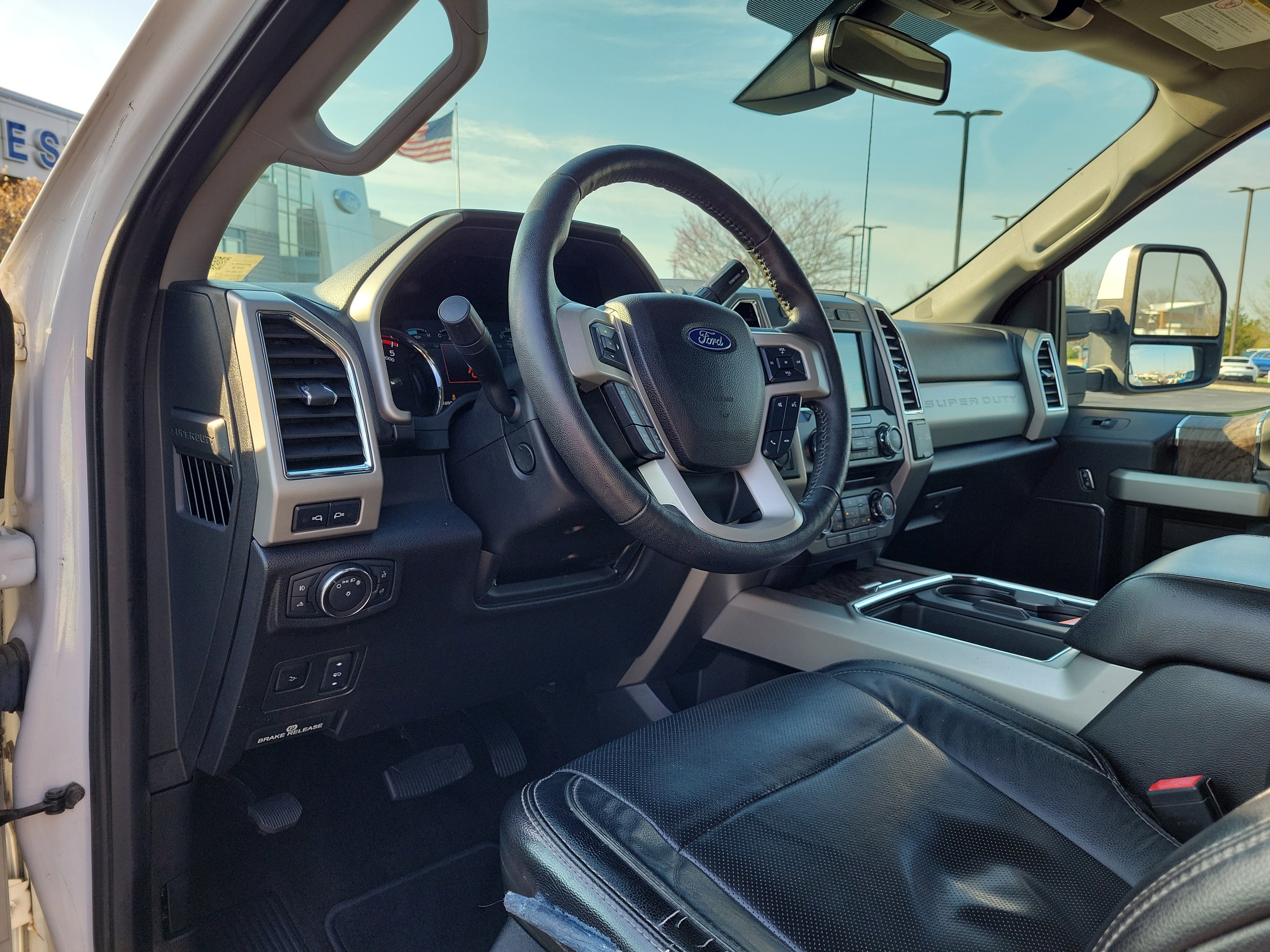 Used 2018 Ford F350 Lariat w/ Lariat Ultimate Package image 22