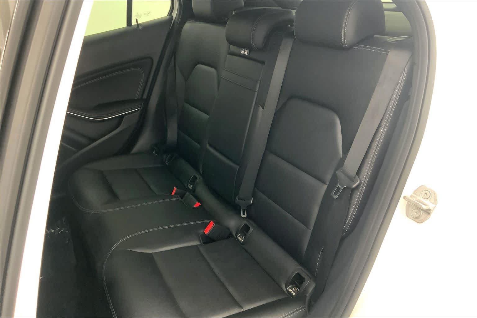 Used 2019 Mercedes-Benz GLA 250 4MATIC image 17