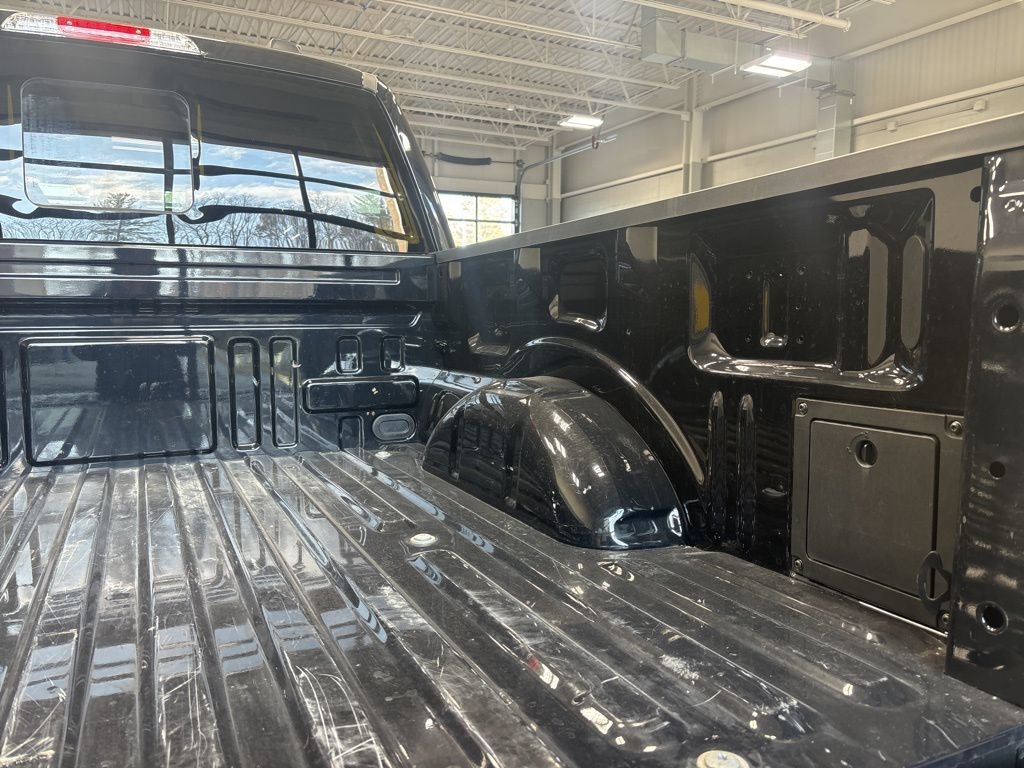 Used 2024 Ford F150 Lariat AWD/4WD image 11