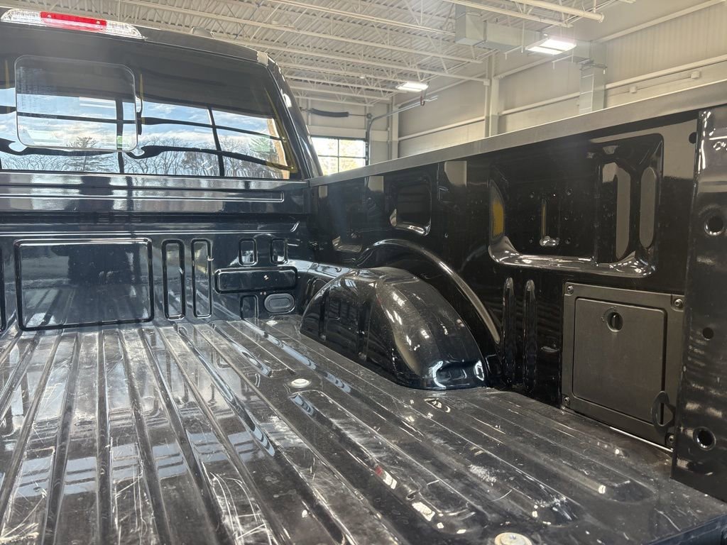 Used 2024 Ford F150 Lariat image 11