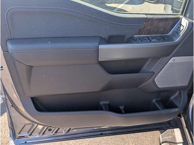 New 2026 Ford F350 Lariat w/ Black Appearance Package image 16