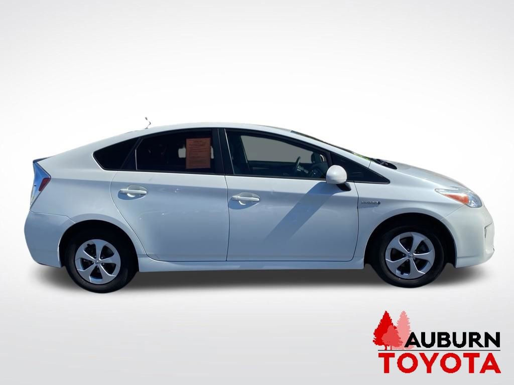 Used 2015 Toyota Prius Two FWD image 7