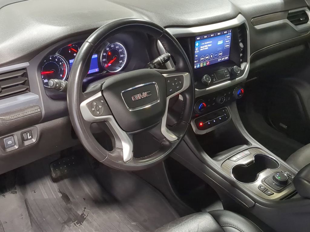Used 2022 GMC Acadia SLT w/ LPO, Floor Liner Package image 12