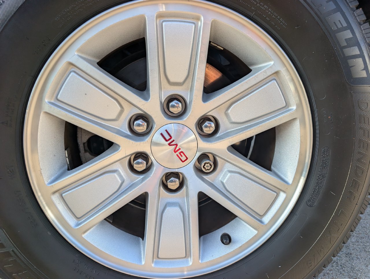 Used 2015 GMC Sierra 1500 SLE w/ SLE Value Package RWD image 7