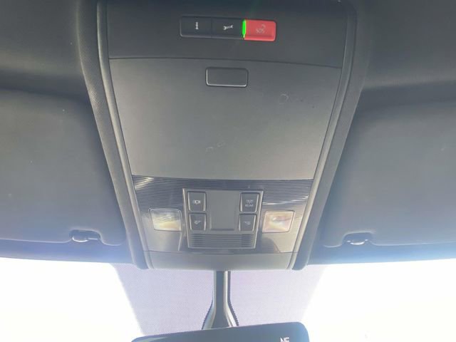 Used 2023 Volkswagen Atlas Cross Sport SE w/ Black Wheel Package image 28