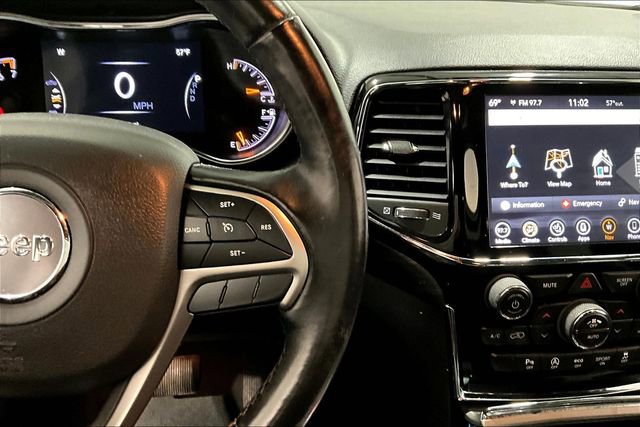 Used 2020 Jeep Grand Cherokee Altitude image 12