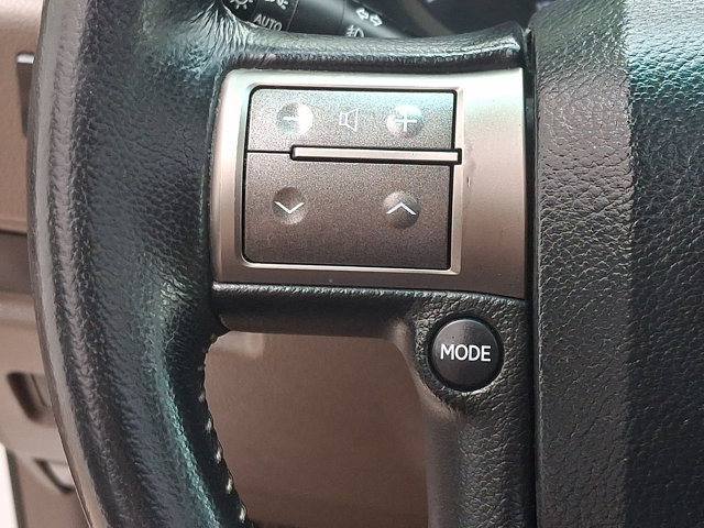 Used 2013 Lexus GX 460 AWD/4WD image 22