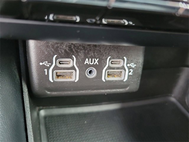 Used 2024 Dodge Durango GT image 24