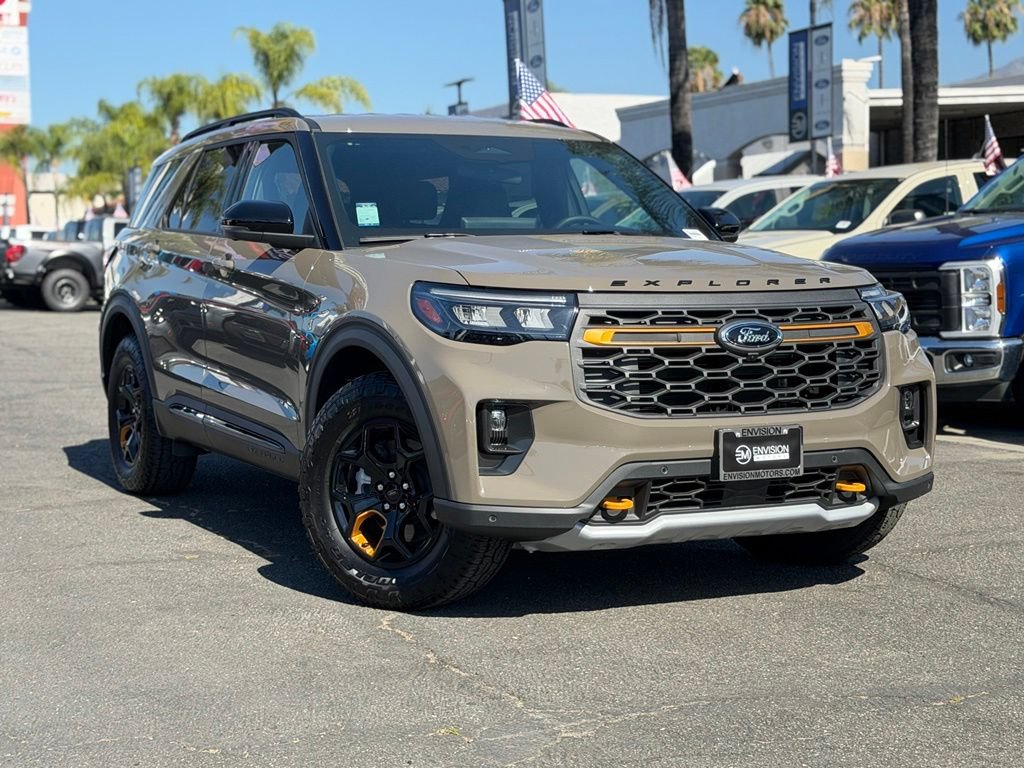 Used 2026 Ford Explorer Tremor AWD/4WD image 2