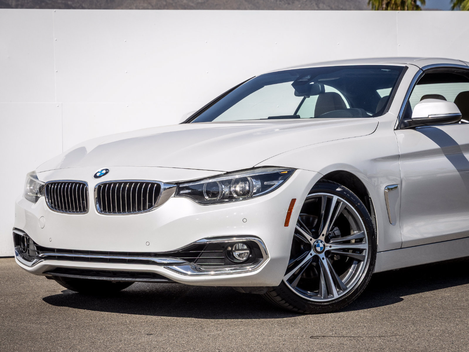 Used 2020 BMW 430i Convertible w/ Convenience Package RWD image 2