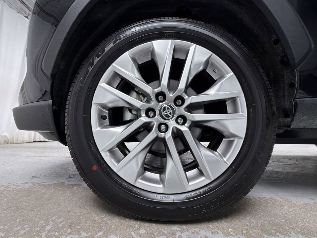 Certified 2025 Toyota RAV4 Limited w/ Advanced Technology Package AWD/4WD image 9