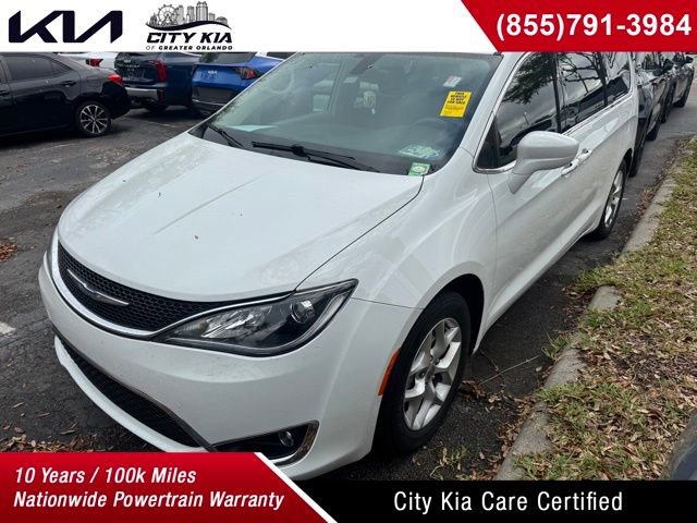 Used 2018 Chrysler Pacifica Touring Plus w/ Tire & Wheel Group image 1