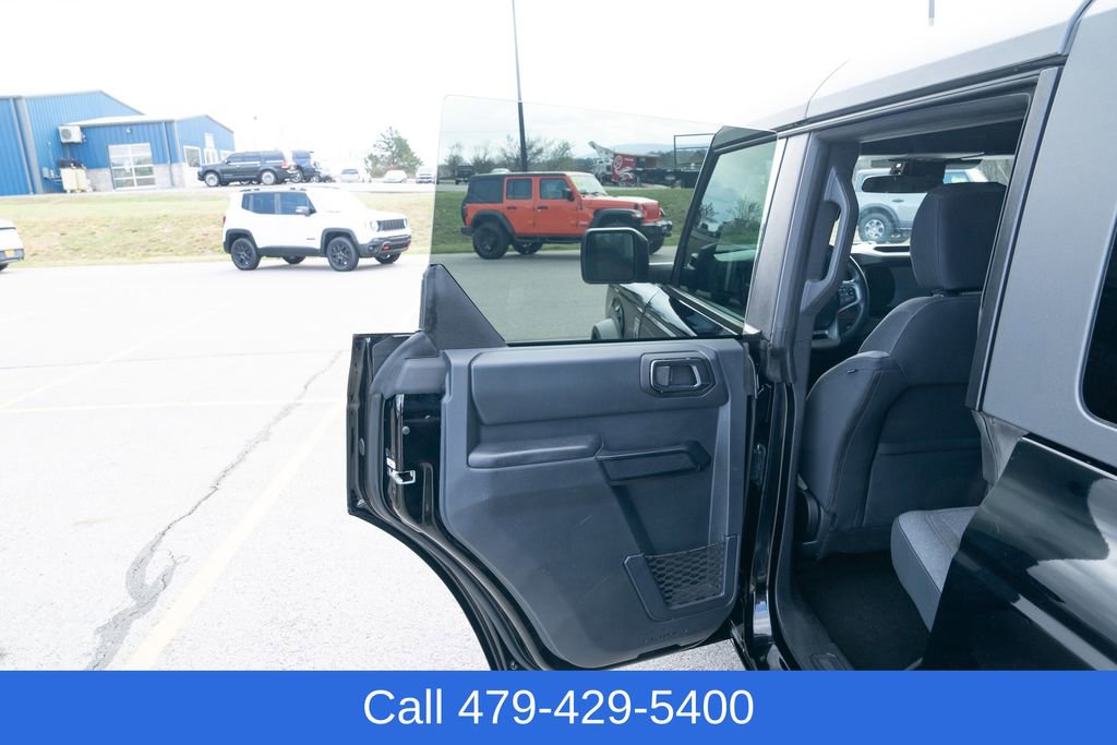 Used 2025 Ford Bronco Big Bend image 12