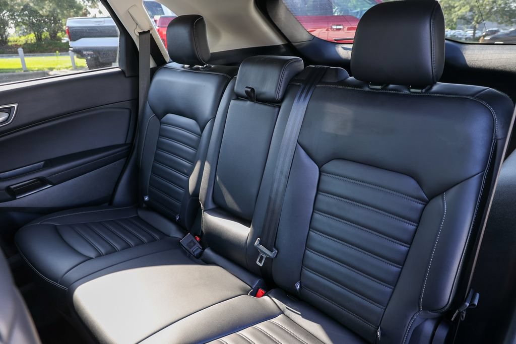 Used 2022 Ford Edge SEL w/ Convenience Package AWD/4WD image 30
