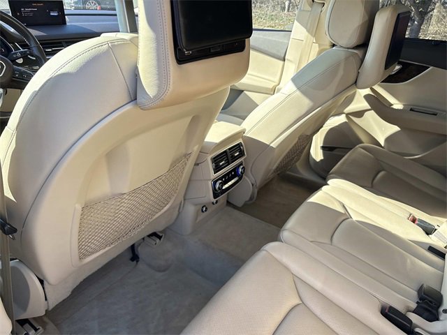 Used 2018 Audi Q7 3.0T Prestige w/ Prestige Package image 19