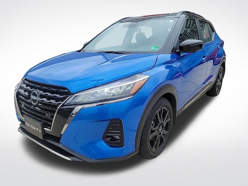 Certified 2024 Nissan Kicks SR image 1