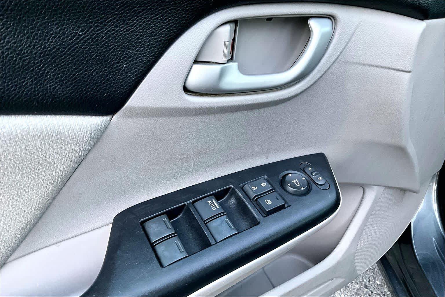 Used 2013 Honda Civic LX image 30