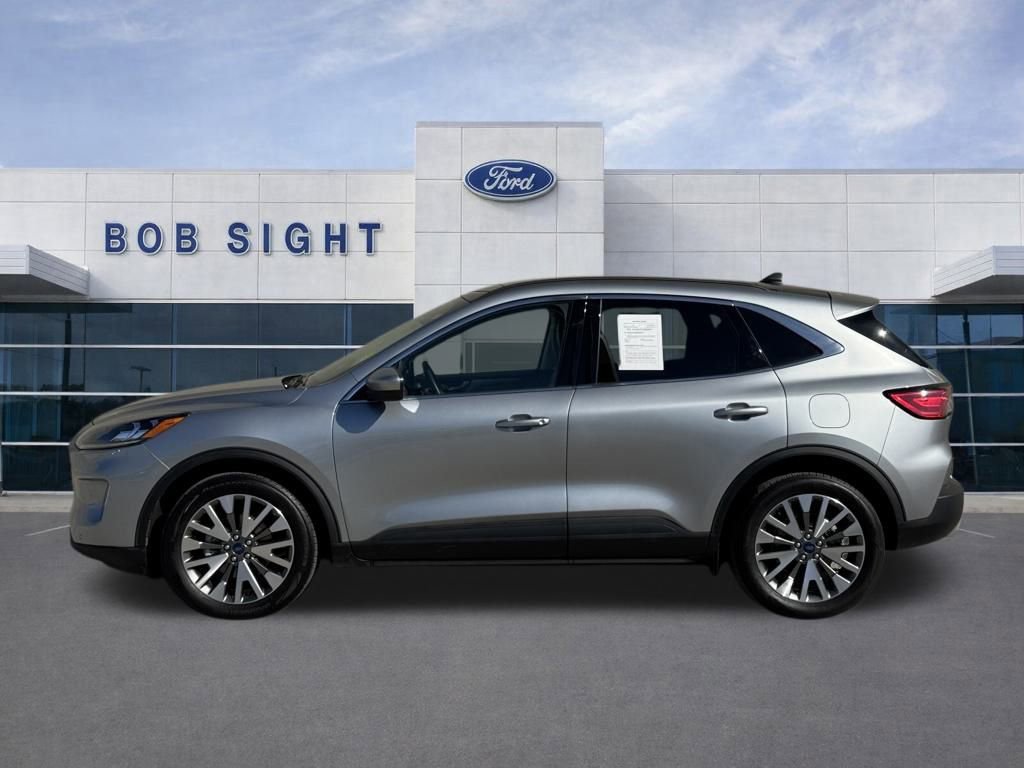 Used 2022 Ford Escape Titanium w/ Class II Trailer Tow Package image 39