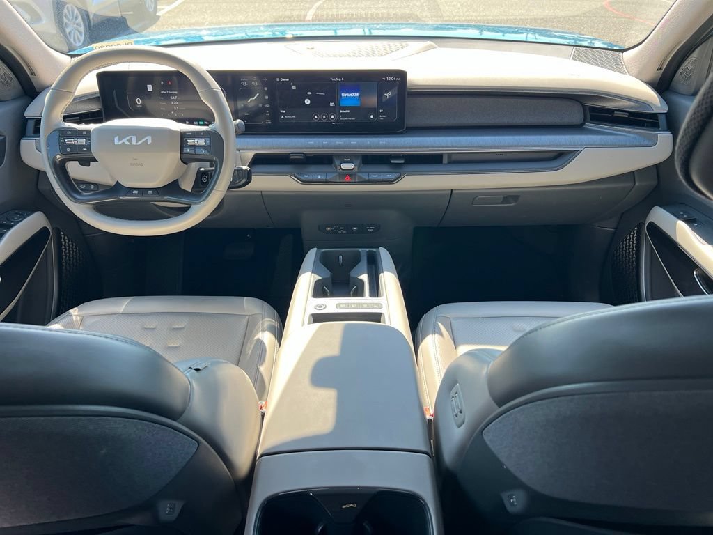 Certified 2024 Kia EV9 Wind AWD/4WD image 10