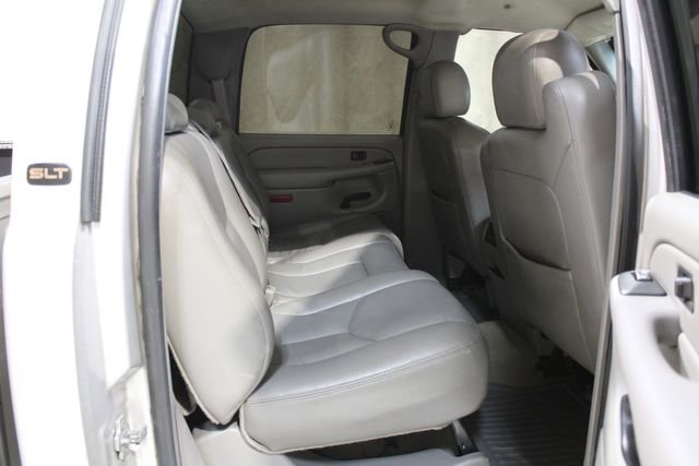 Used 2007 GMC Sierra 2500 SLT w/ Heavy-Duty Power Package image 19