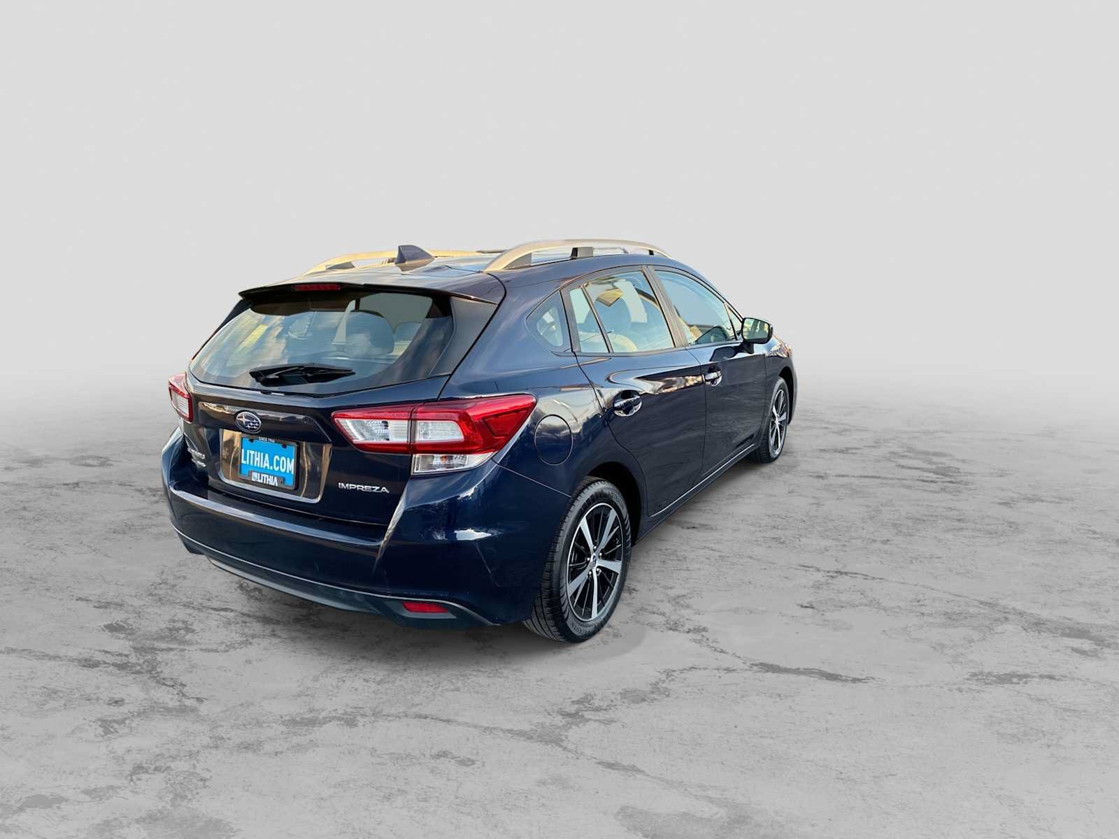 Used 2019 Subaru Impreza 2.0i Premium w/ Popular Package #2 AWD/4WD image 8