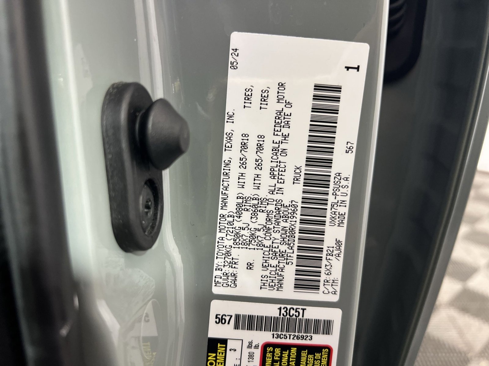 Used 2024 Toyota Tundra SR5 AWD/4WD image 30