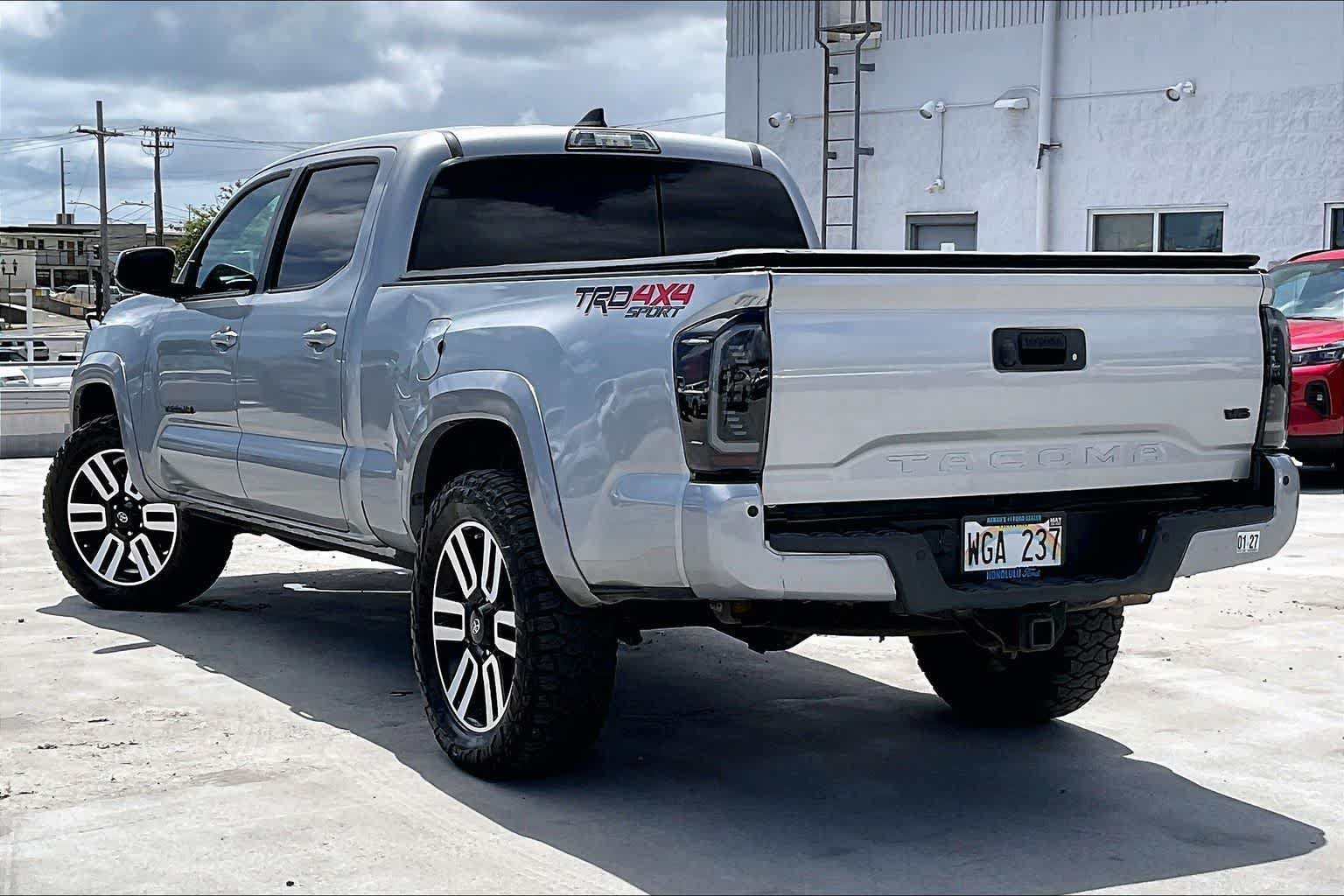 Used 2018 Toyota Tacoma 4x4 Double Cab image 4
