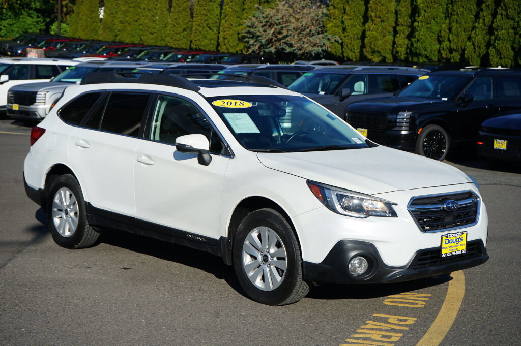 Used 2018 Subaru Outback 2.5i Premium AWD/4WD image 4
