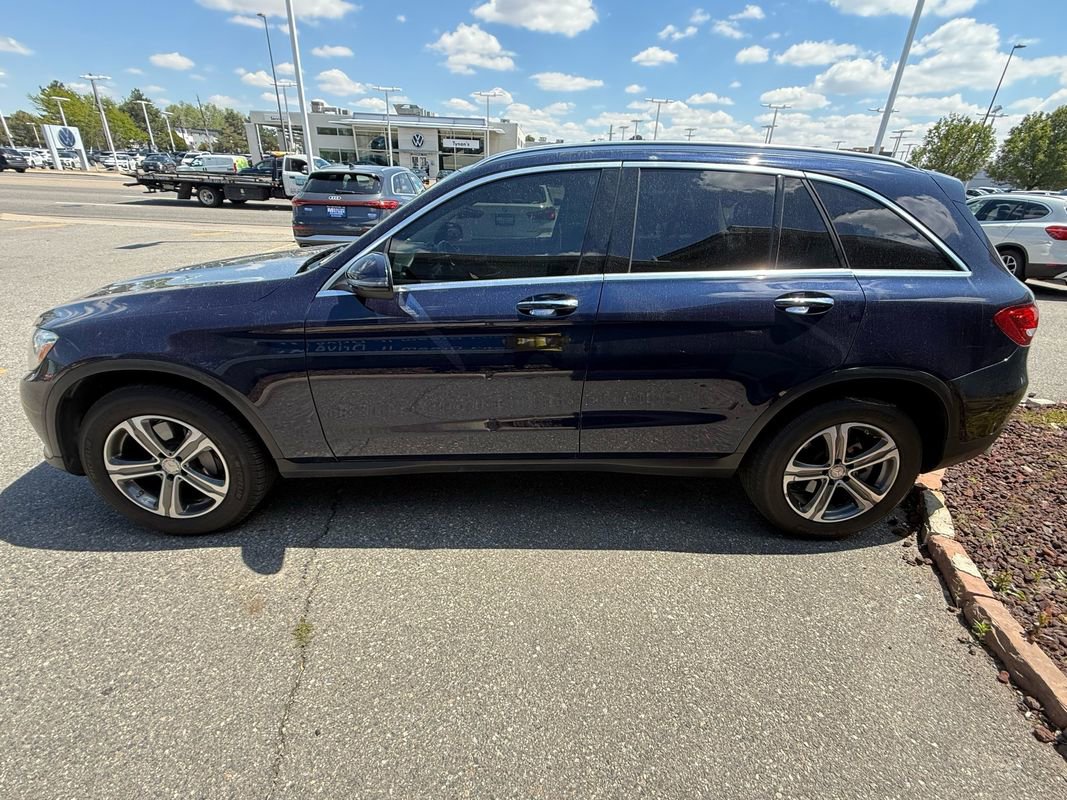 Used 2016 Mercedes-Benz GLC 300 4MATIC image 4