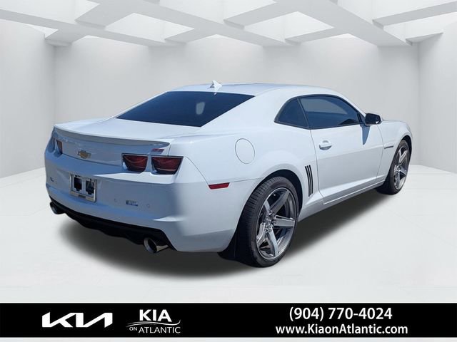 Used 2013 Chevrolet Camaro SS w/ RS Package RWD image 3