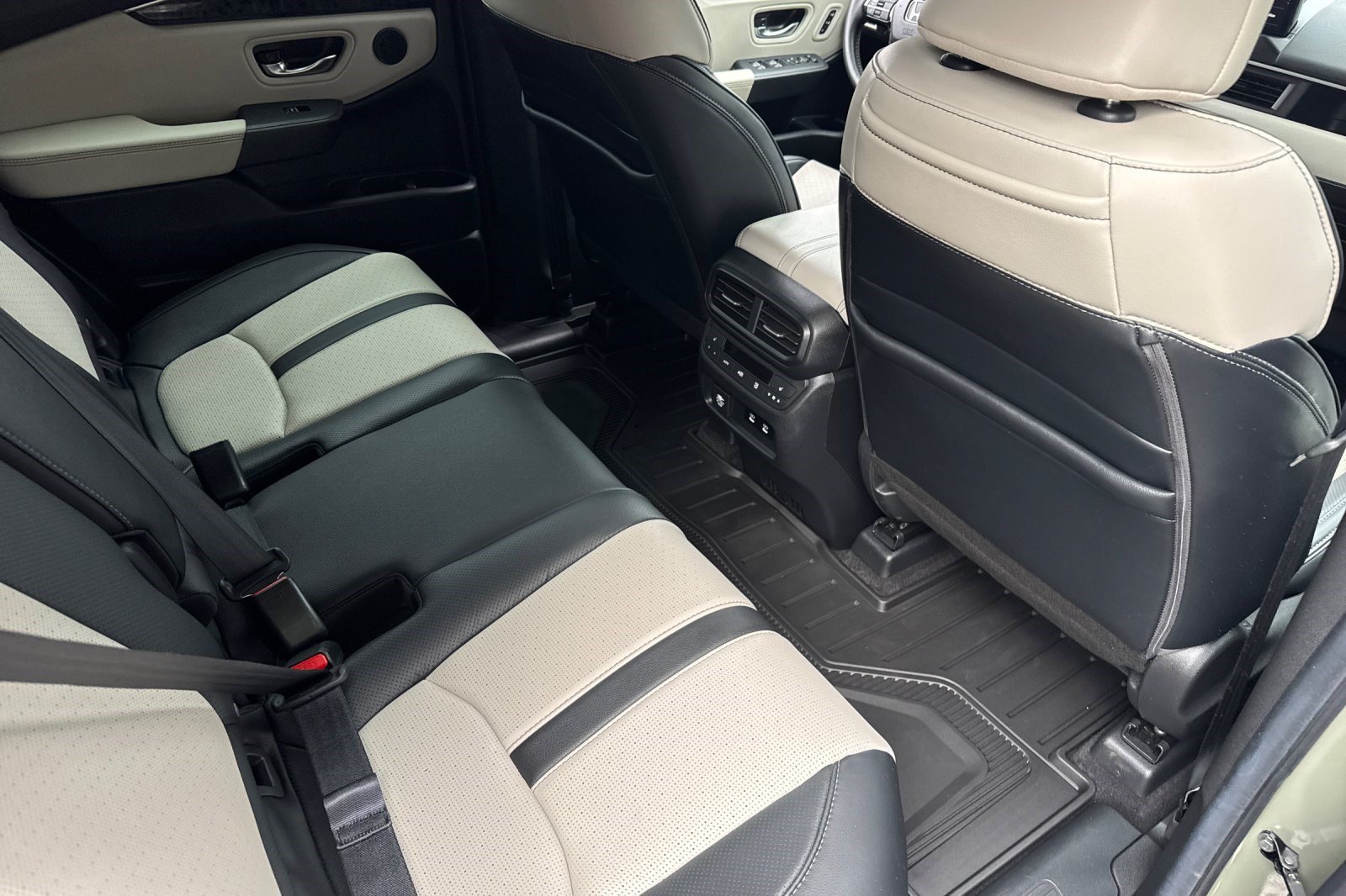 Certified 2026 Honda Passport TrailSport Elite image 33
