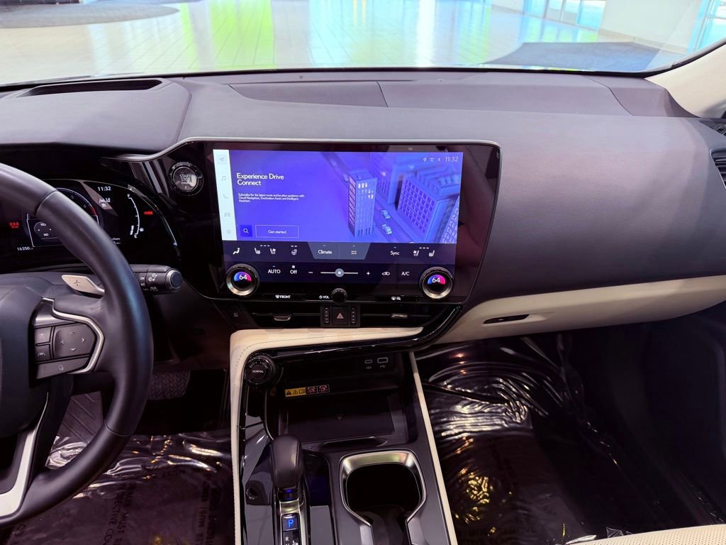 Certified 2025 Lexus NX 350 AWD w/ Accessory Package (K3) image 27