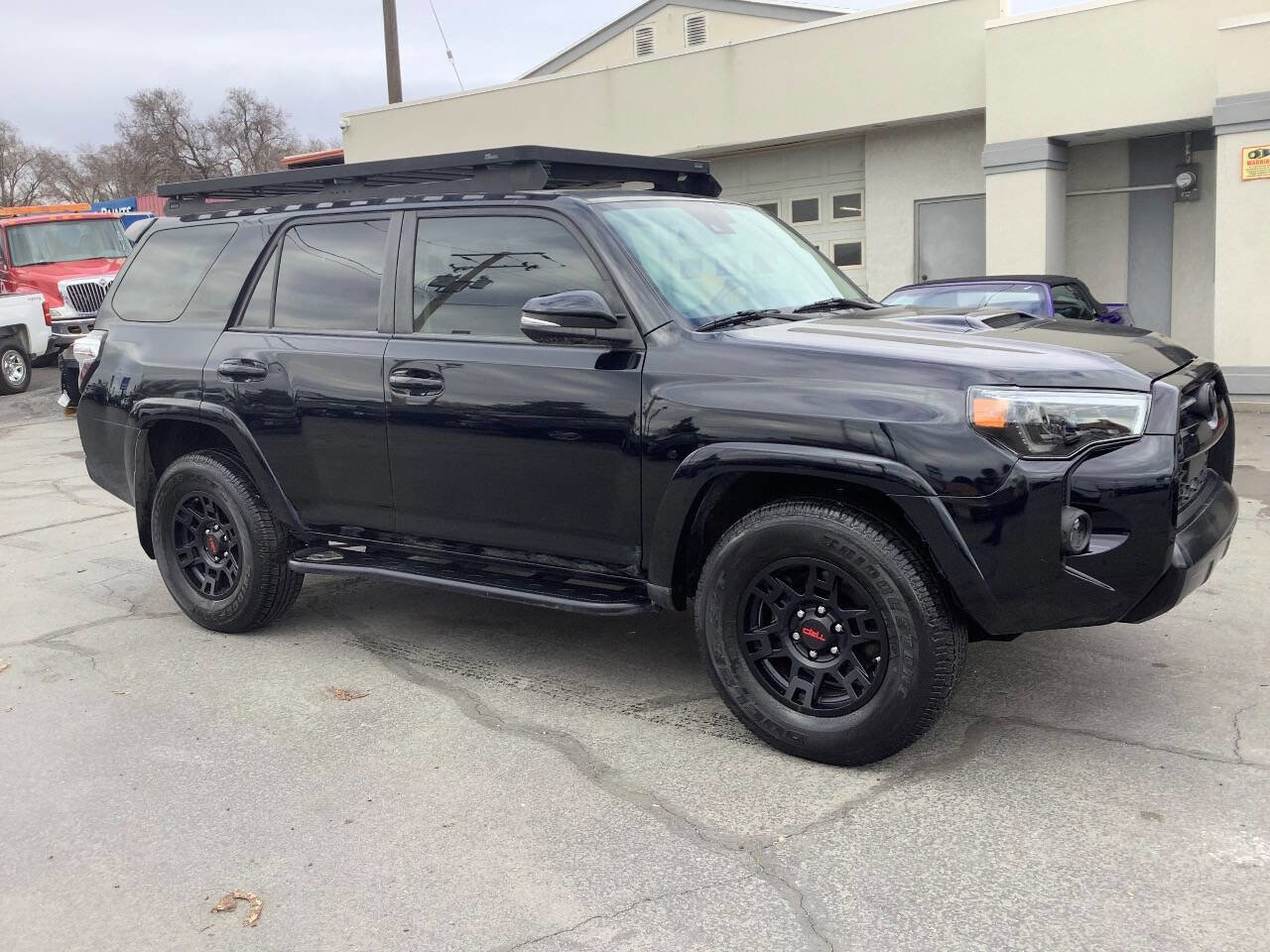 Used 2021 Toyota 4Runner Venture w/ Moonroof Package AWD/4WD image 3