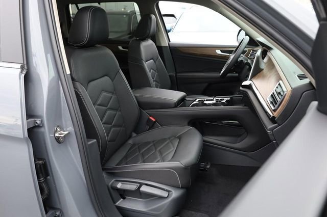 New 2026 Volkswagen Atlas SE image 30