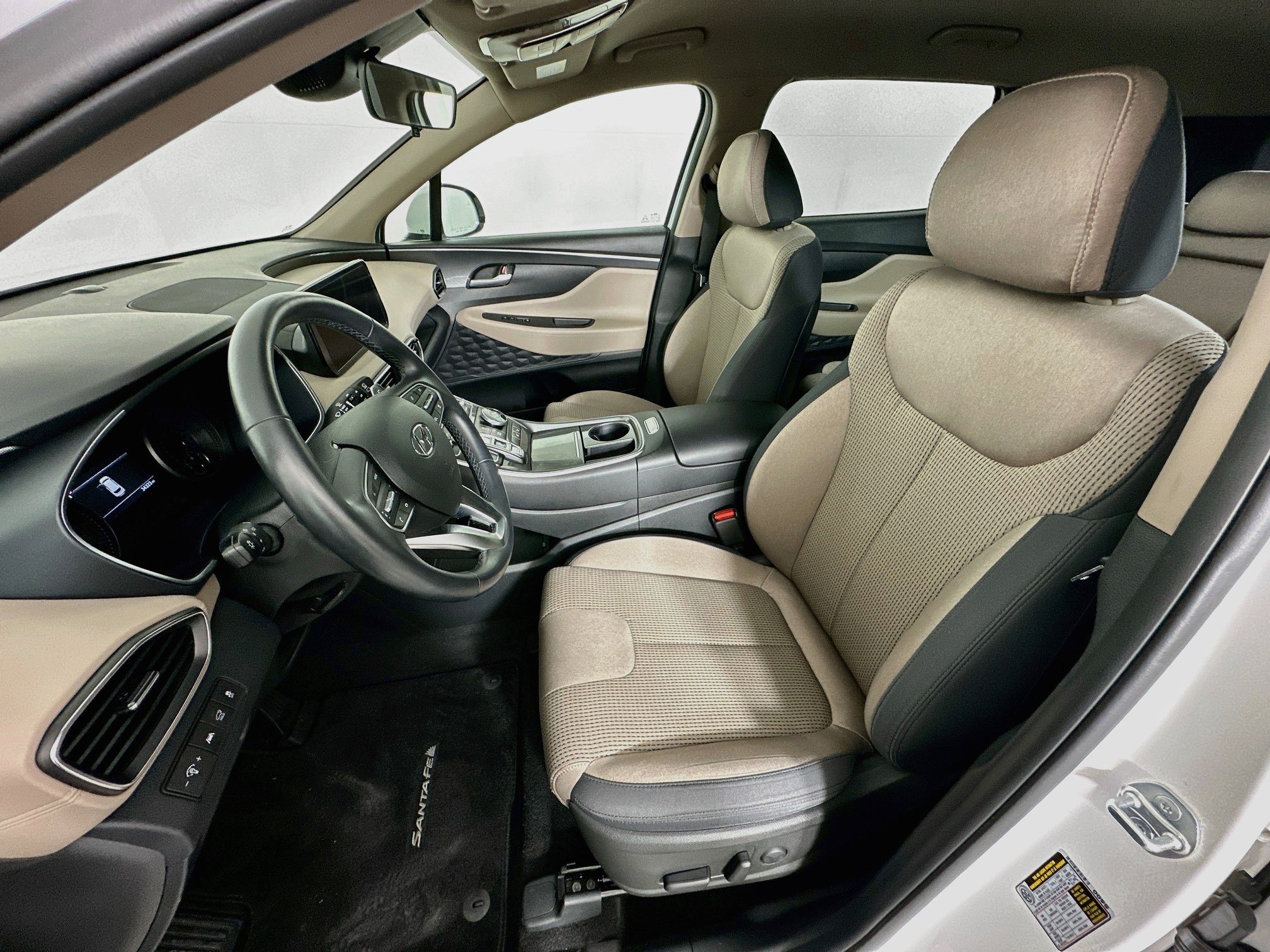 Used 2023 Hyundai Santa Fe SEL AWD/4WD image 13