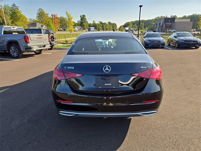 Used 2024 Mercedes-Benz C 300 4MATIC Sedan image 4