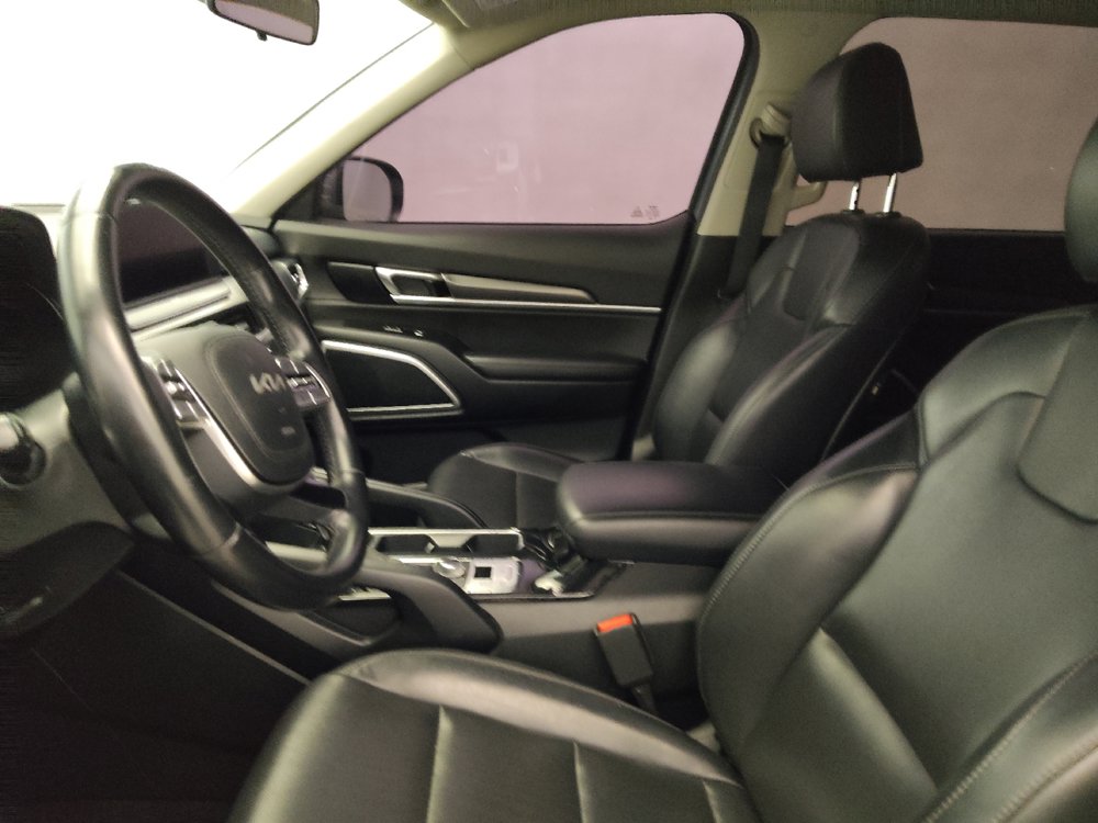 Used 2022 Kia Telluride LX AWD/4WD image 17