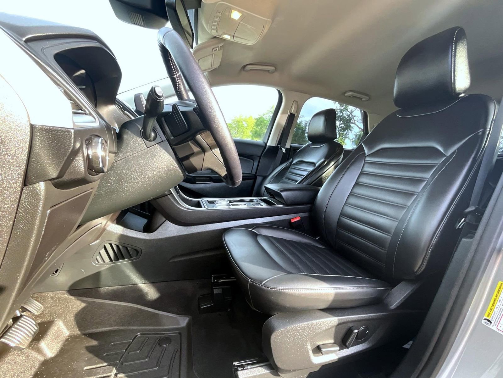 Used 2023 Ford Edge SEL w/ Convenience Package AWD/4WD image 11