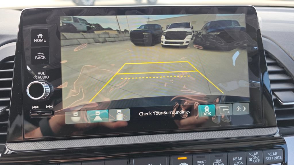 New 2026 Honda Odyssey Touring image 20