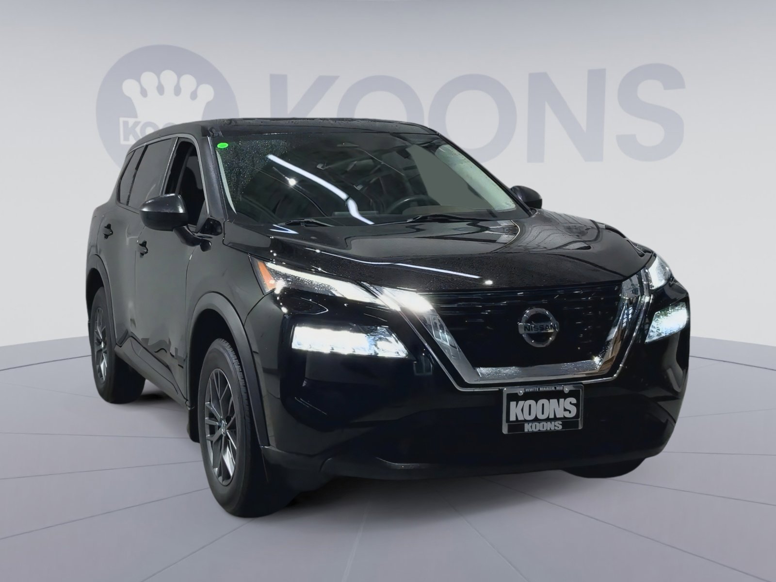 Used 2021 Nissan Rogue S image 4