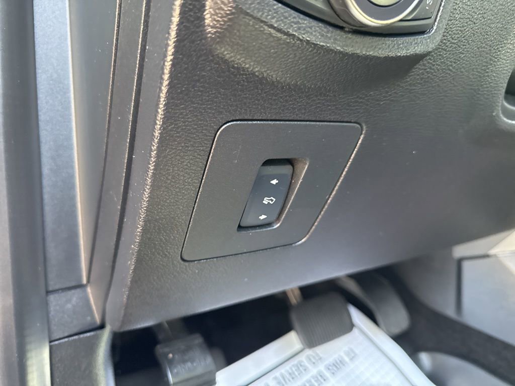 Used 2018 Ford F150 Raptor w/ Equipment Group 802A Luxury image 17