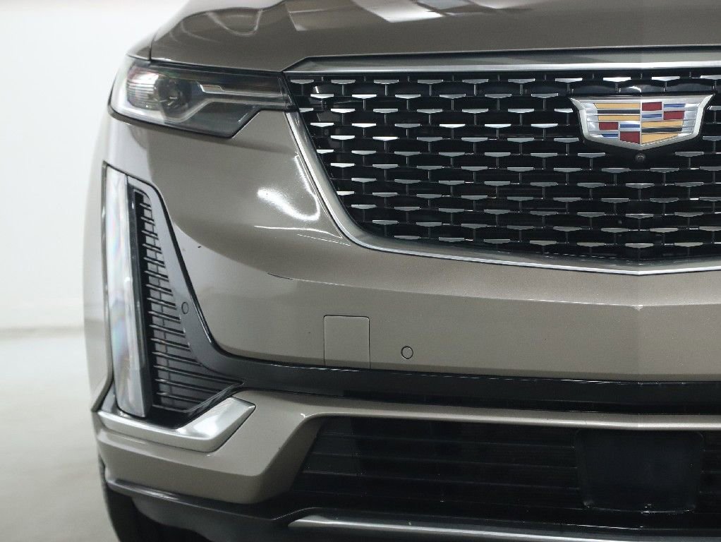 Used 2023 Cadillac XT6 Premium Luxury w/ Technology Package image 6