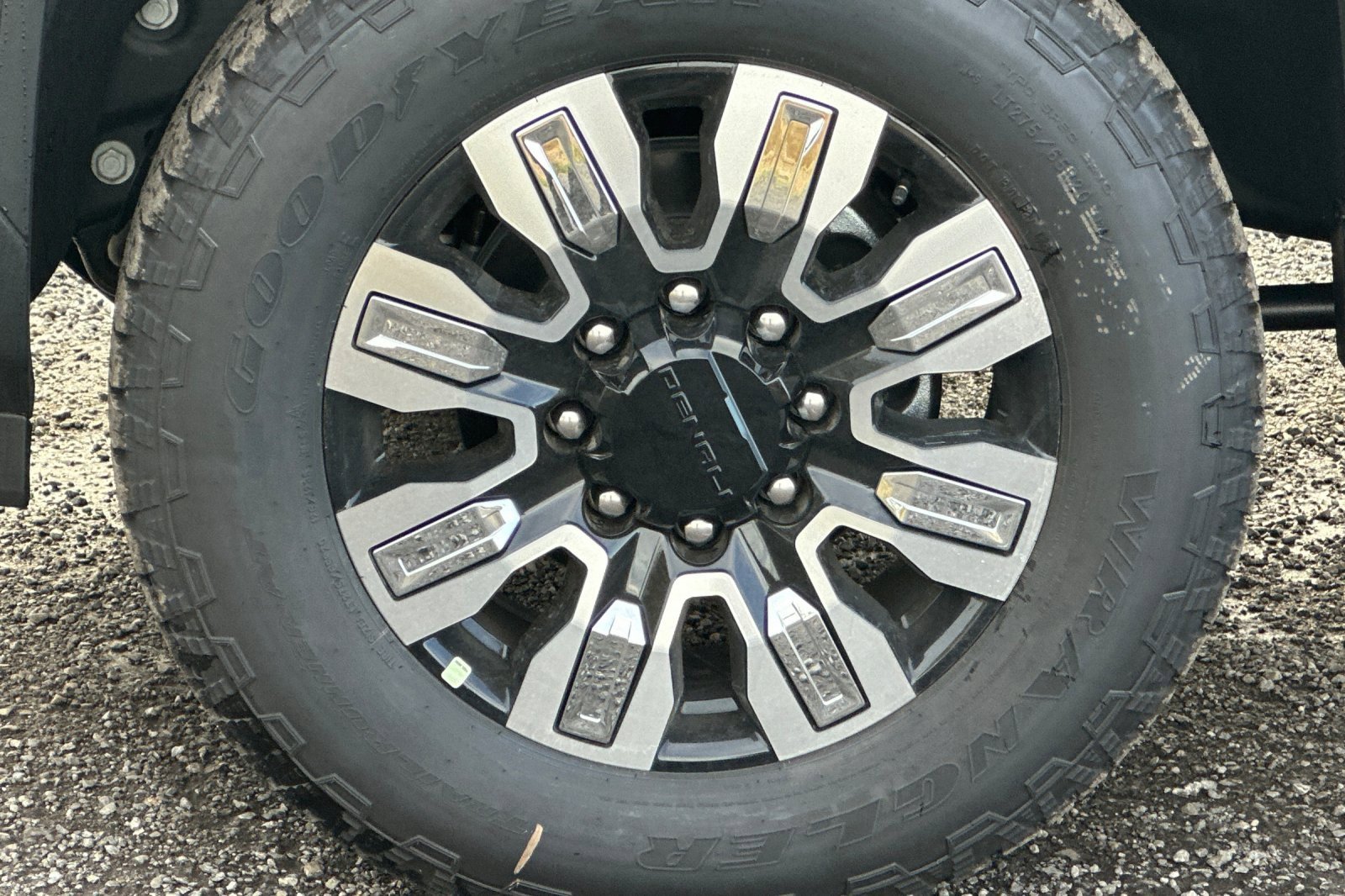 New 2026 GMC Sierra 2500 Denali w/ Denali Reserve Package image 31