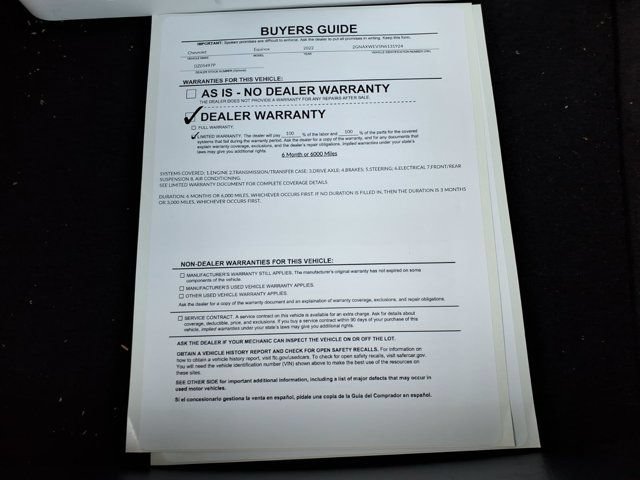 Used 2022 Chevrolet Equinox RS w/ LPO, Floor Liner Package AWD/4WD image 35
