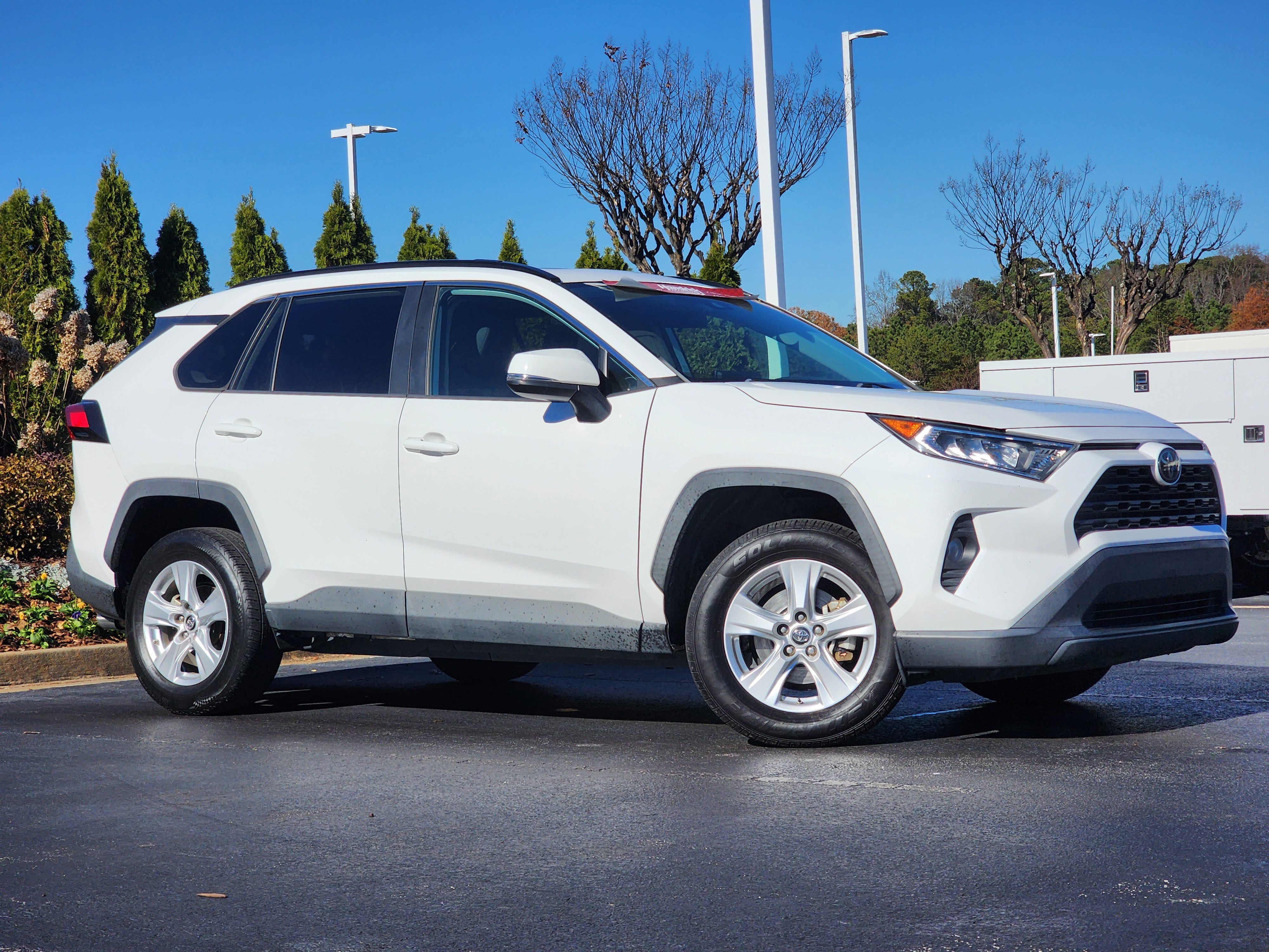 Used 2019 Toyota RAV4 XLE video 2