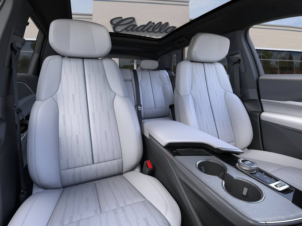New 2027 Cadillac Lyriq Luxury RWD image 16