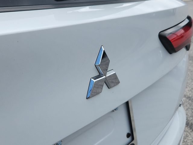 Used 2024 Mitsubishi Outlander SE AWD/4WD image 26